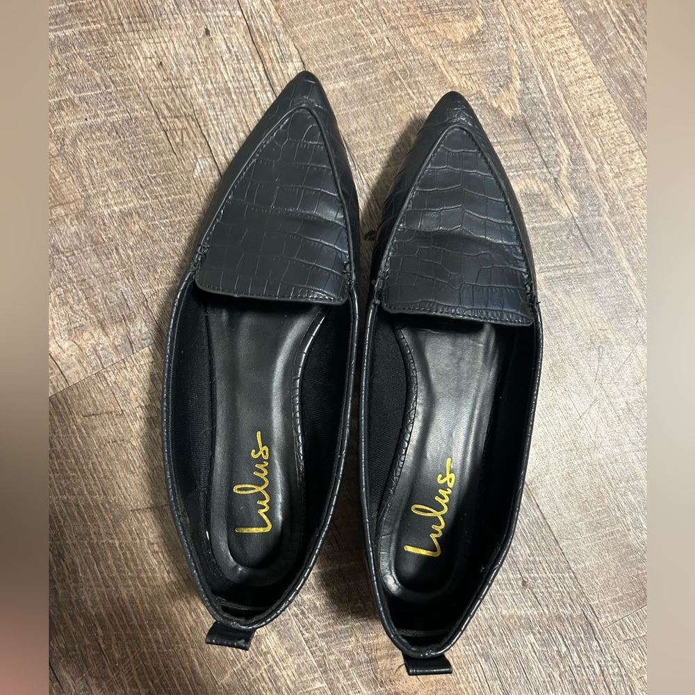 Lulus black flats, size 10